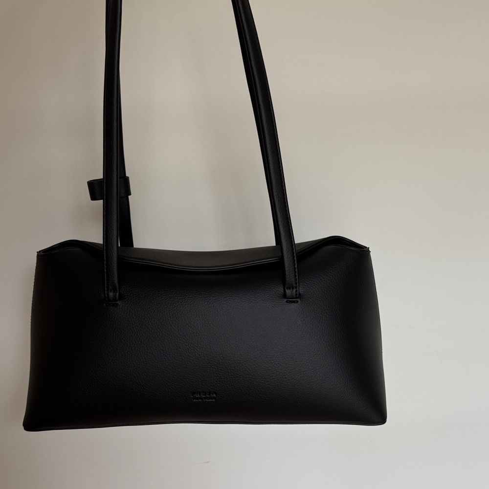 Freja New York Christie